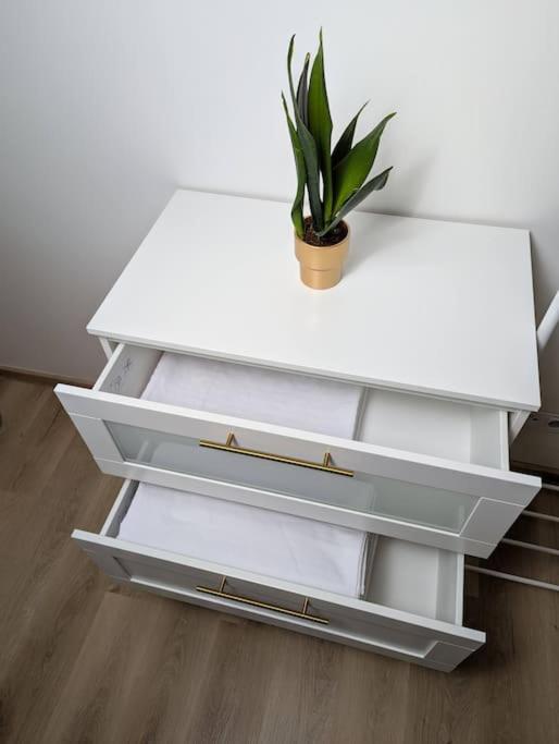 Cool Apartment Znojmo Ngoại thất bức ảnh
